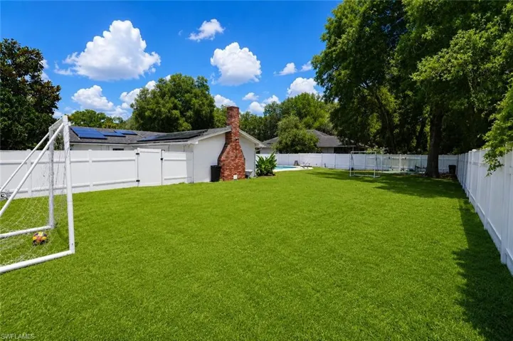 655 Pointview Rd, Keystone Heights, Florida 32656