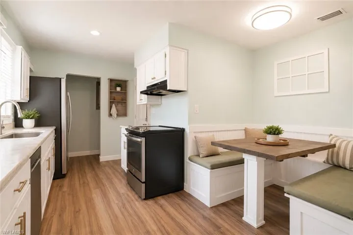 655 Pointview Rd, Keystone Heights, Florida 32656