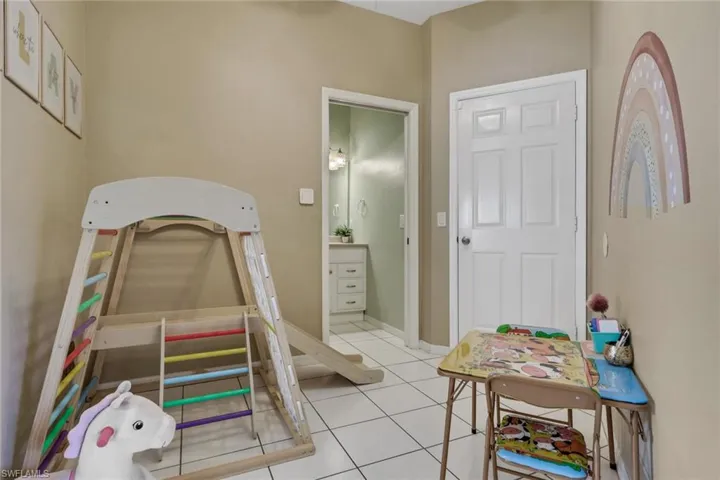 10701 Blue Bimini Cir, Estero, Florida 33928