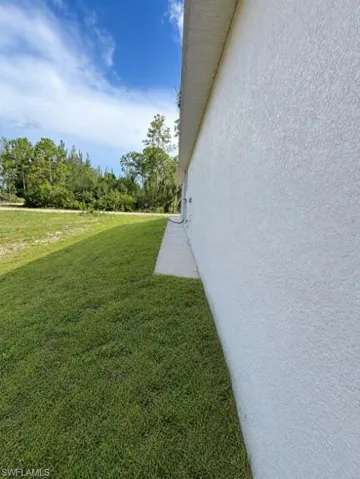 302 Stonybrook Ave, Lehigh Acres, Florida 33972