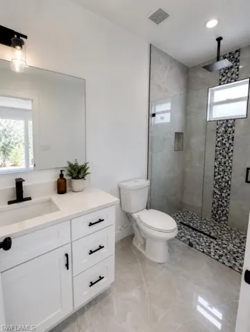 302 Stonybrook Ave, Lehigh Acres, Florida 33972