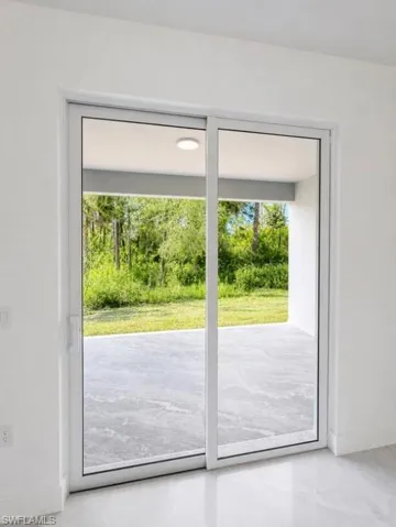 302 Stonybrook Ave, Lehigh Acres, Florida 33972