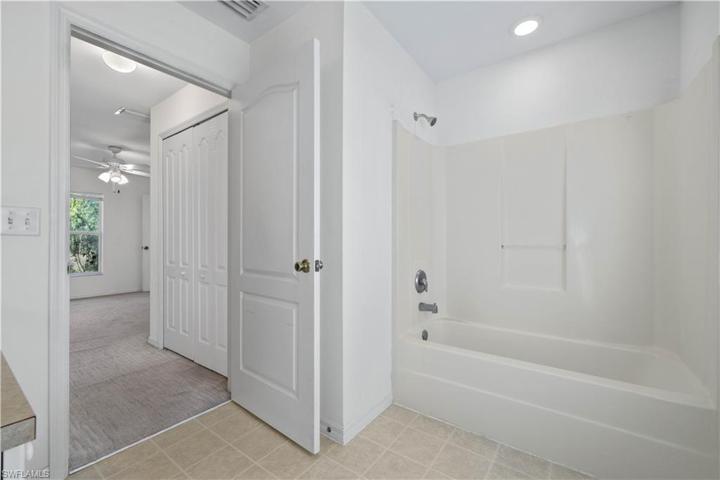 709  Bennington  DR, LEHIGH ACRES, FL 33974