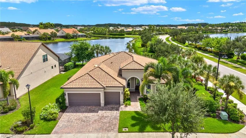 11897  Dixon  DR, Fort Myers, FL 33913