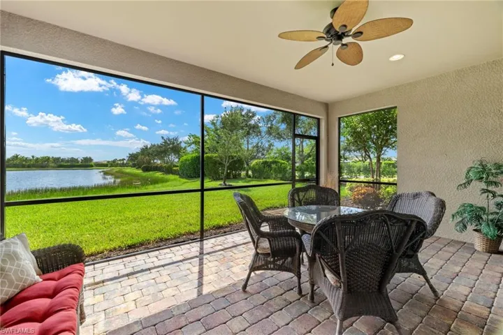 11897  Dixon  DR, Fort Myers, FL 33913