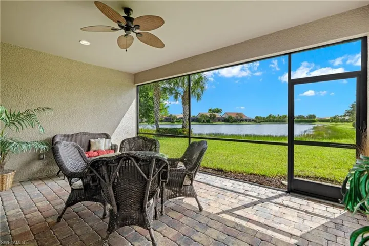 11897  Dixon  DR, Fort Myers, FL 33913