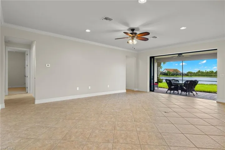 11897  Dixon  DR, Fort Myers, FL 33913