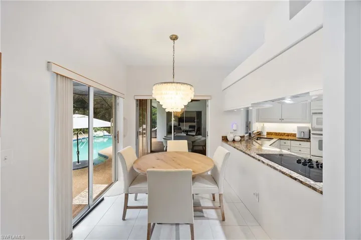 816 Turkey Oak Ln, Naples, Florida 34108
