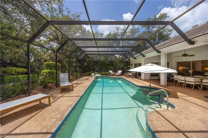 816 Turkey Oak Ln, Naples, Florida 34108
