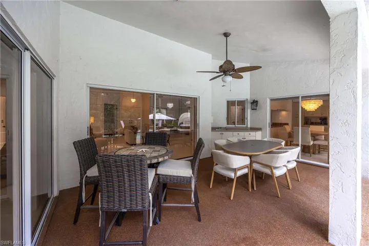 816 Turkey Oak Ln, Naples, Florida 34108