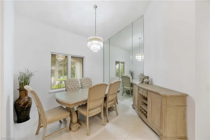 816 Turkey Oak Ln, Naples, Florida 34108