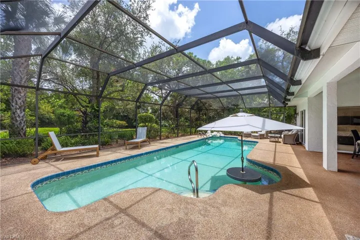 816 Turkey Oak Ln, Naples, Florida 34108
