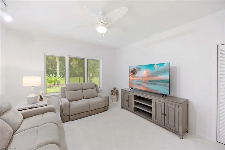 816 Turkey Oak Ln, Naples, Florida 34108