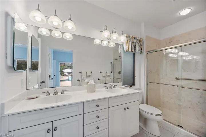 816 Turkey Oak Ln, Naples, Florida 34108