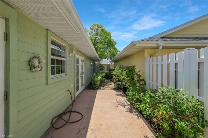 14875 Crescent Cove Dr, Fort Myers, Florida 33908
