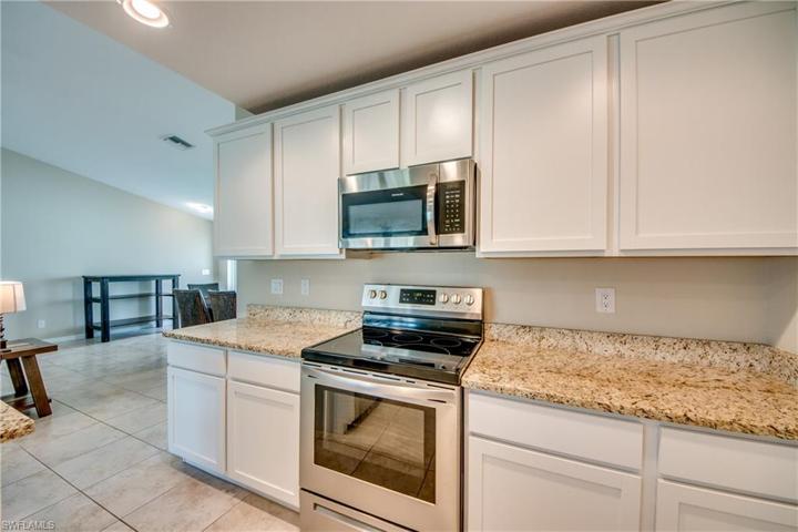 3065 NW 2nd PL, CAPE CORAL FL 33993