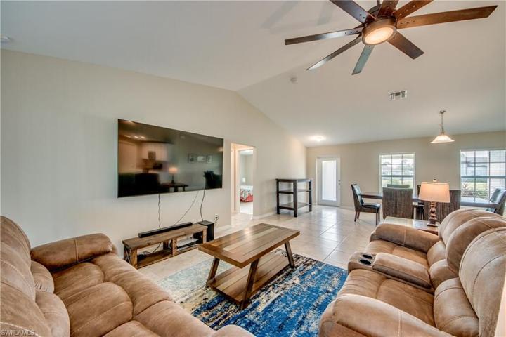 3065 NW 2nd PL, CAPE CORAL FL 33993