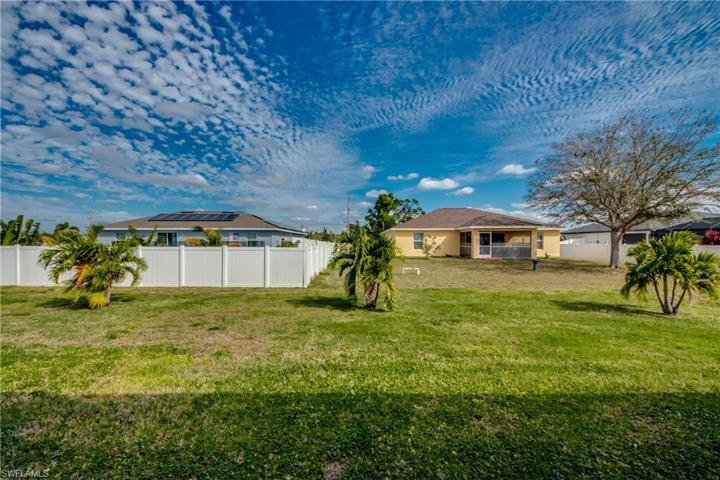 3065 NW 2nd PL, CAPE CORAL FL 33993