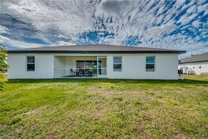 3065 NW 2nd PL, CAPE CORAL FL 33993