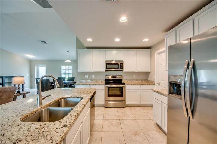 3065 NW 2nd PL, CAPE CORAL FL 33993