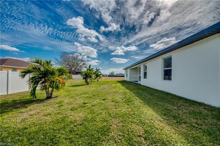 3065 NW 2nd PL, CAPE CORAL FL 33993