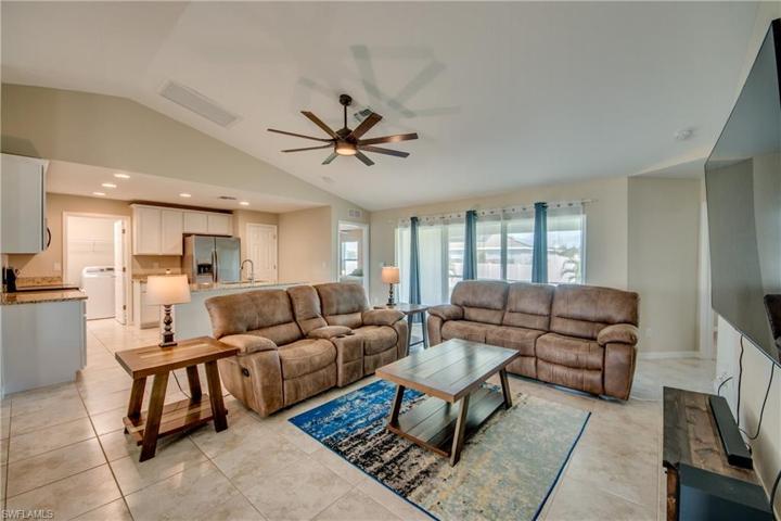 3065 NW 2nd PL, CAPE CORAL FL 33993