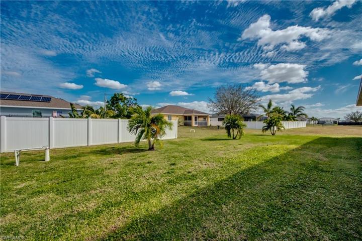 3065 NW 2nd PL, CAPE CORAL FL 33993