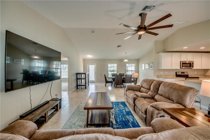3065 NW 2nd PL, CAPE CORAL FL 33993