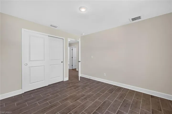 1135 Nw 8th Pl, Cape Coral, Florida 33993