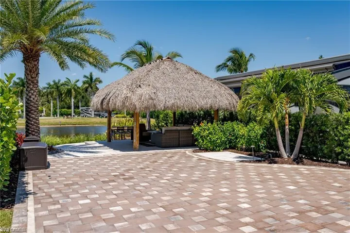 13461 Ladyfish Ln, Naples, Florida 34114