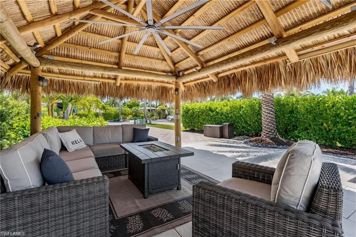 13461 Ladyfish Ln, Naples, Florida 34114