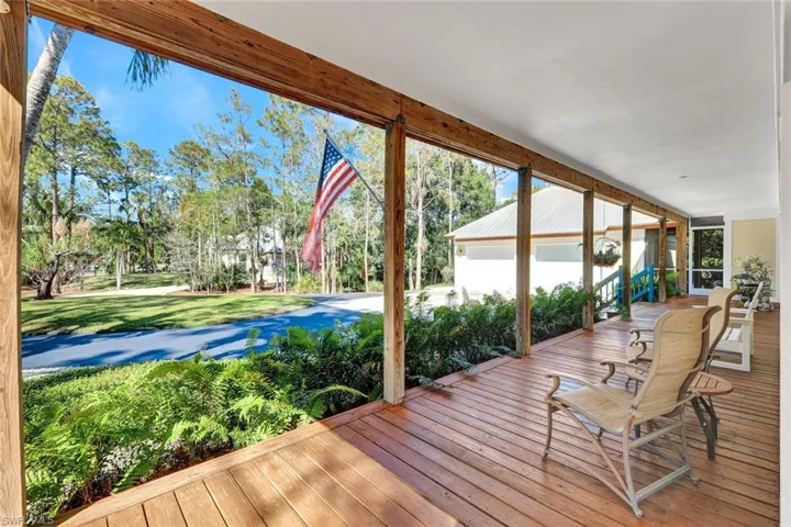 3/4 Wraparound Porch