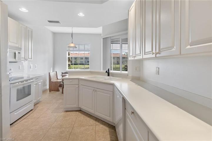 Plenty of Cabinets