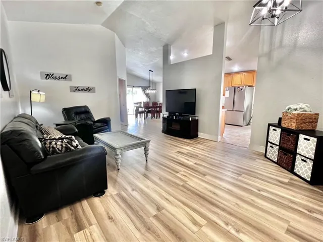9705  Gladiolus Bulb  LOOP, Fort Myers, FL 33908