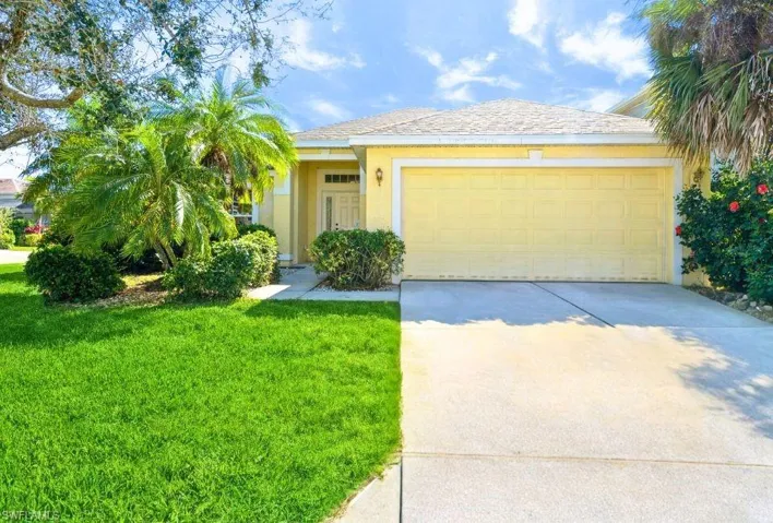 9705  Gladiolus Bulb  LOOP, Fort Myers, FL 33908