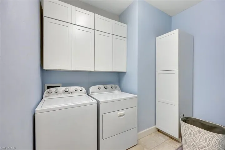 Laundry w/Extra Storage