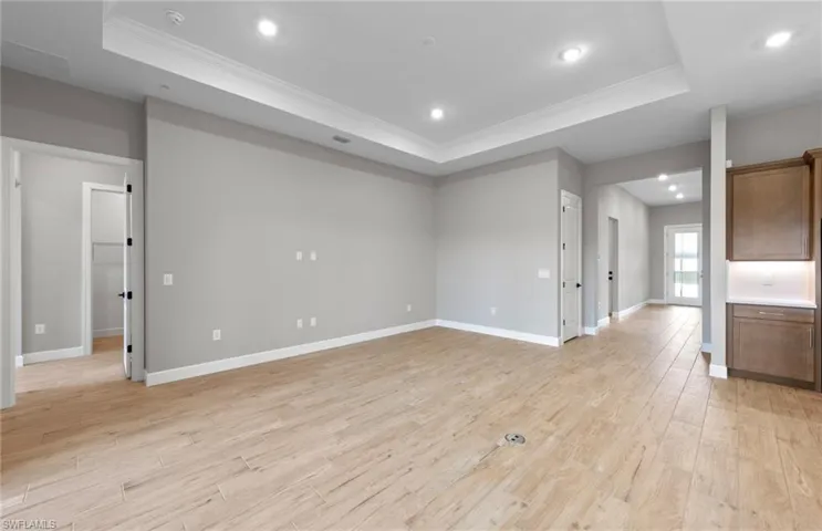 1925  Don Benito  WAY, Naples, FL 34120