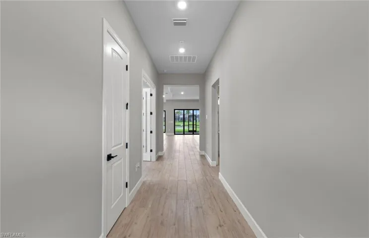 1925  Don Benito  WAY, Naples, FL 34120