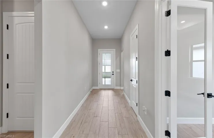 1925  Don Benito  WAY, Naples, FL 34120