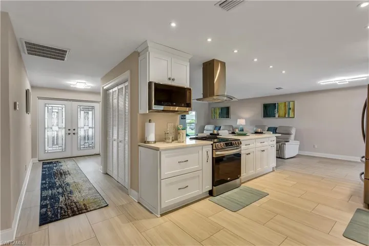 Open Kitchen