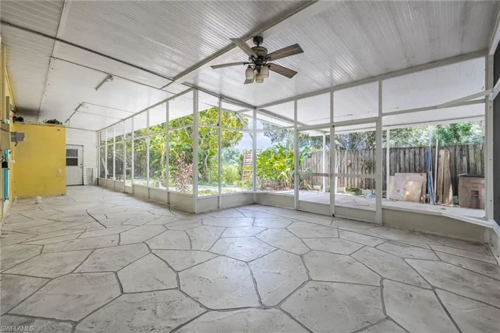 4925 Skates Cir, Fort Myers, Florida 33905