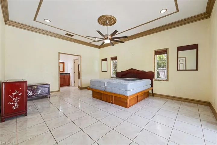 4925 Skates Cir, Fort Myers, Florida 33905