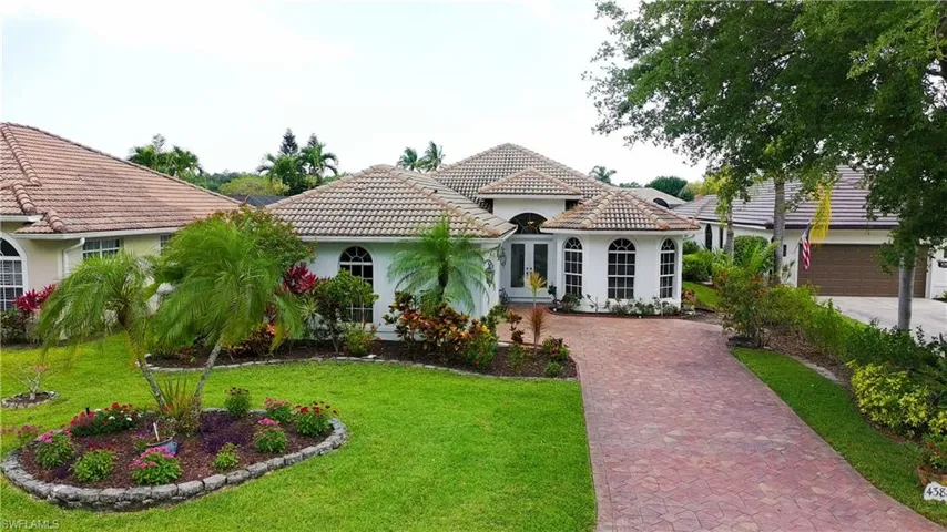 4388  Pomarine  CT, Naples, FL 34119