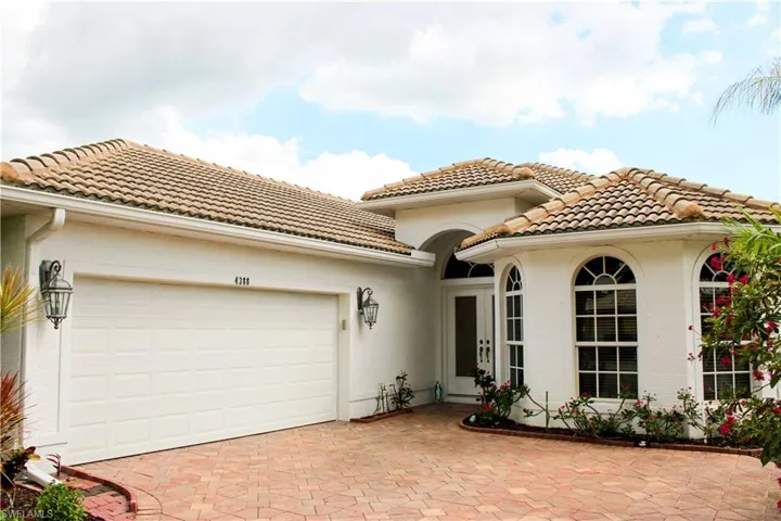 4388  Pomarine  CT, Naples, FL 34119