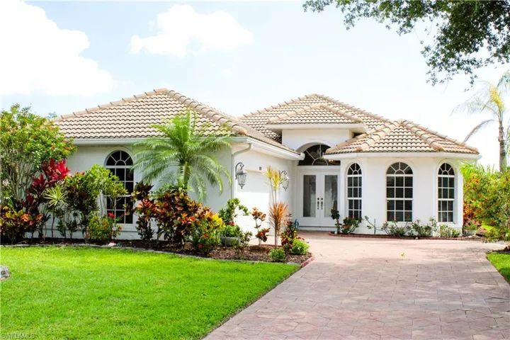 4388  Pomarine  CT, Naples, FL 34119