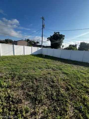 743 Sw 6th St, Cape Coral, Florida 33991