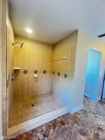 743 Sw 6th St, Cape Coral, Florida 33991