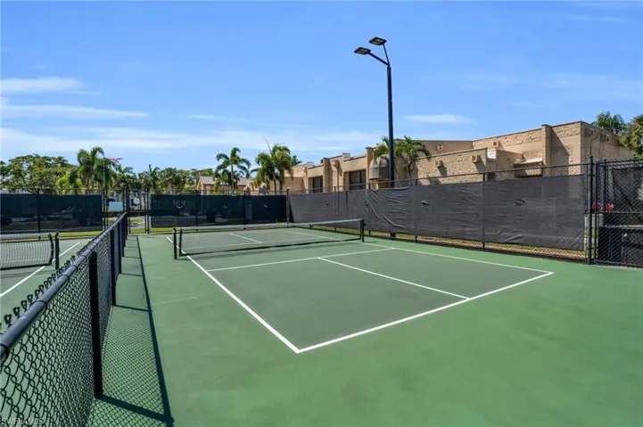 1740 Pine Valley DR # 212, FORT MYERS FL 33907