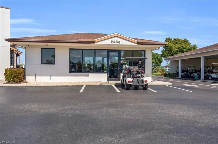 1740 Pine Valley DR # 212, FORT MYERS FL 33907