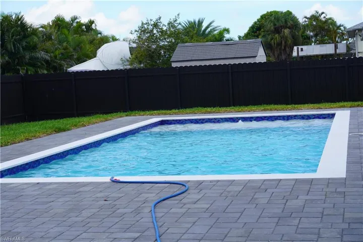 2523 Sw 18th Ave, Cape Coral, Florida 33914